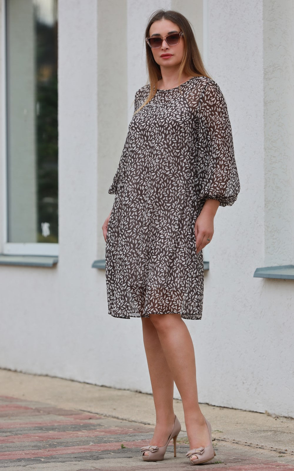 Light, Elegant Summer Dress Lori No25