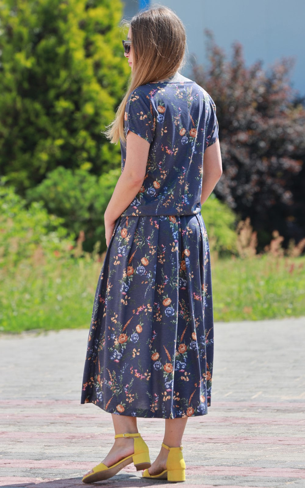 Summer Bright Suit Odri No6