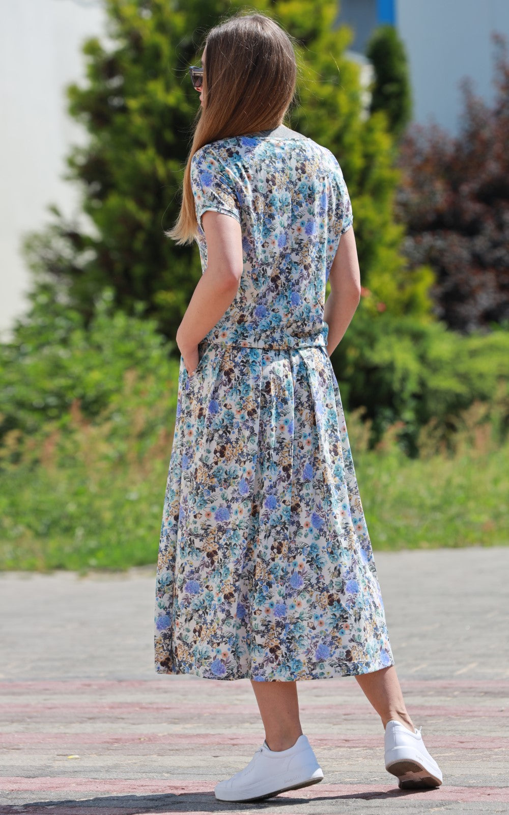 Summer Bright Suit Odri No10