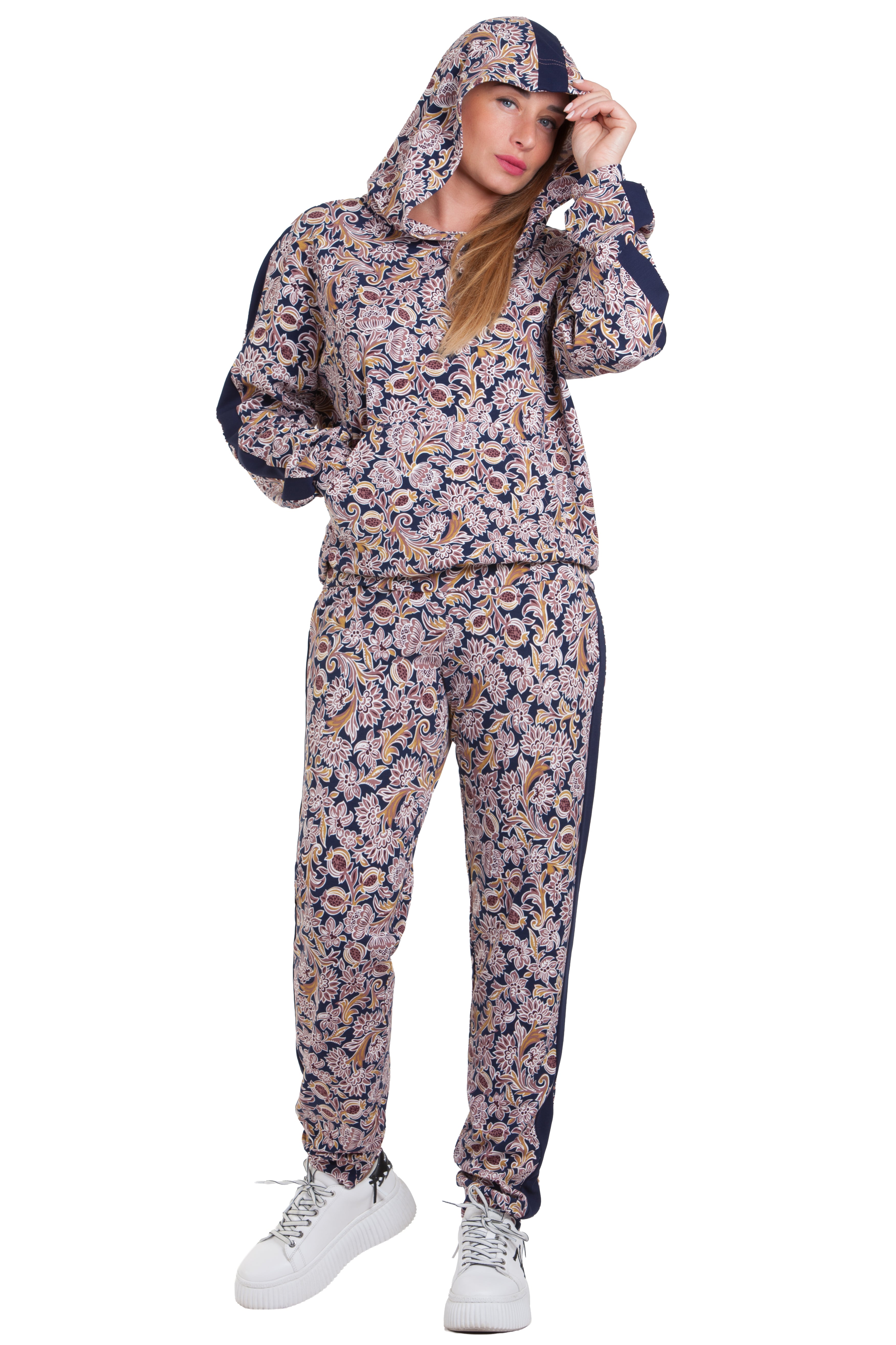 A Bright Casual Pantsuit Amira No15