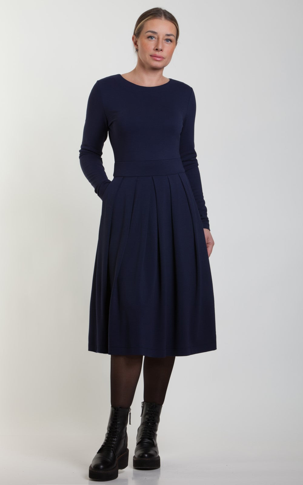 Chic Everyday Dress Aurika No1