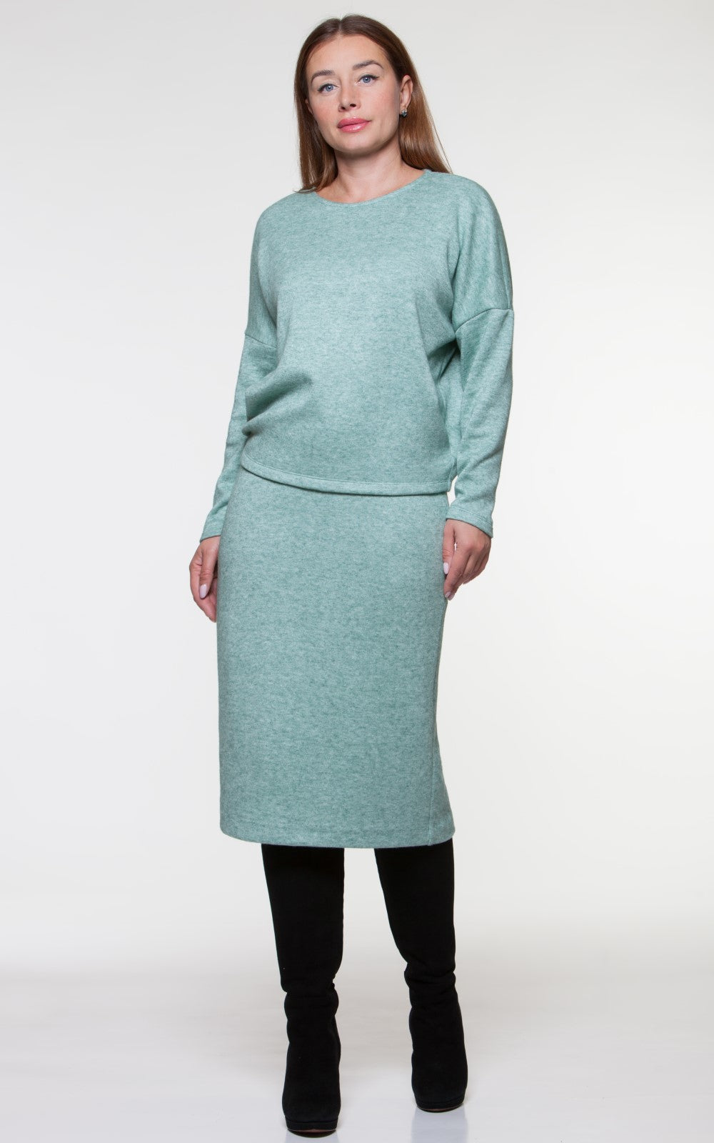 Warm and cozy suit Camila No27