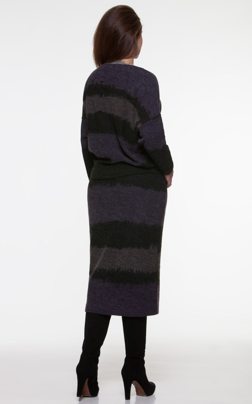 Warm and cozy suit Camila No6