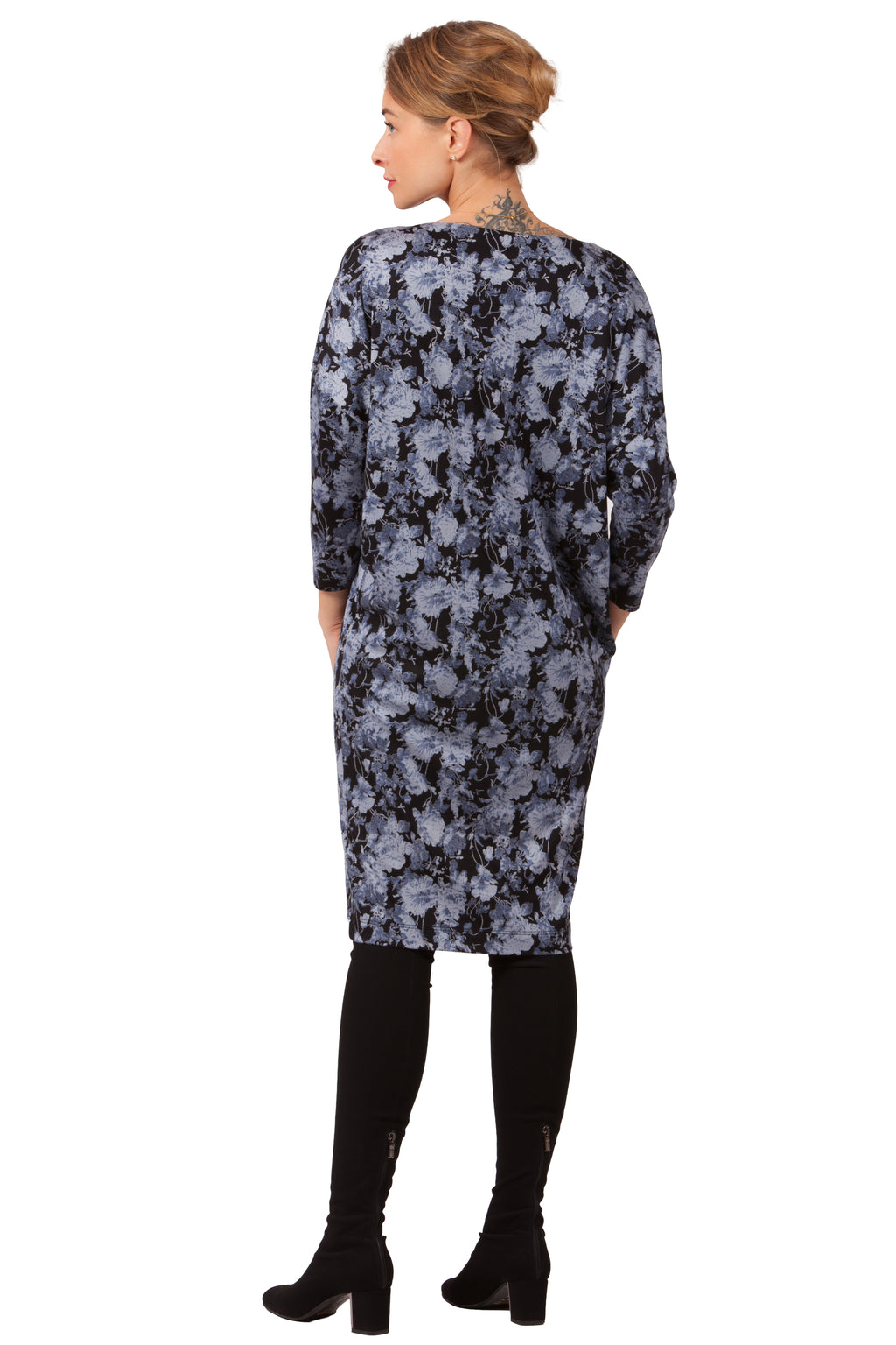 Eleganta, brīva piegriezuma kleita Karime Nr. 14