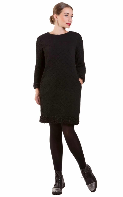 Платье-туника черное с оторочкой искусственным мехом Magnolica
